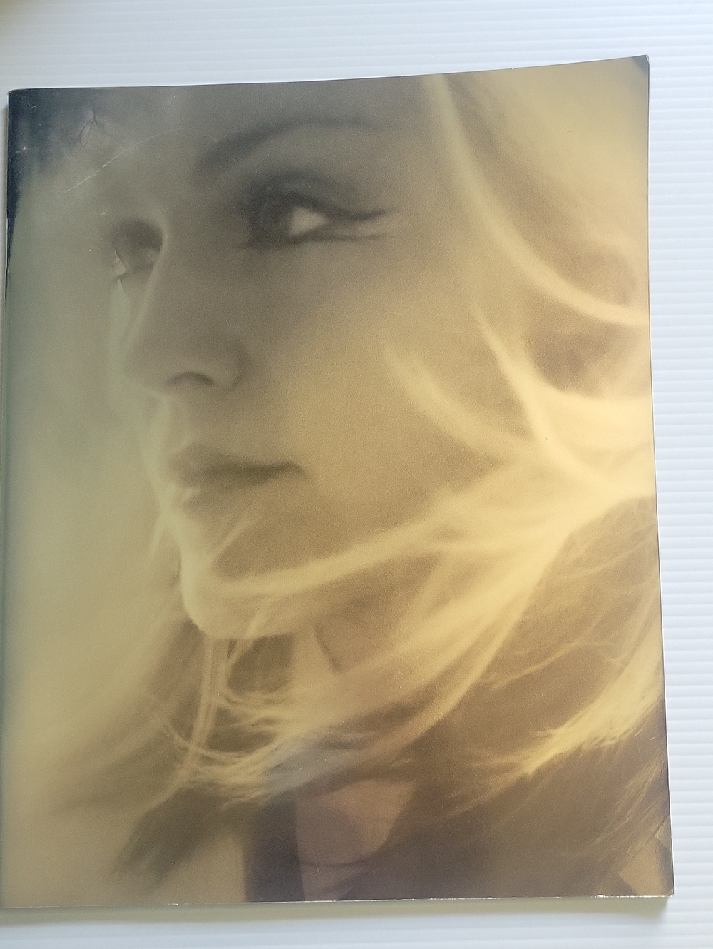 Madonna Drowned World 2001 TOUR BOOK